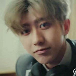 偶像练习生之张艺兴表白粉丝 “霸总”范丞...