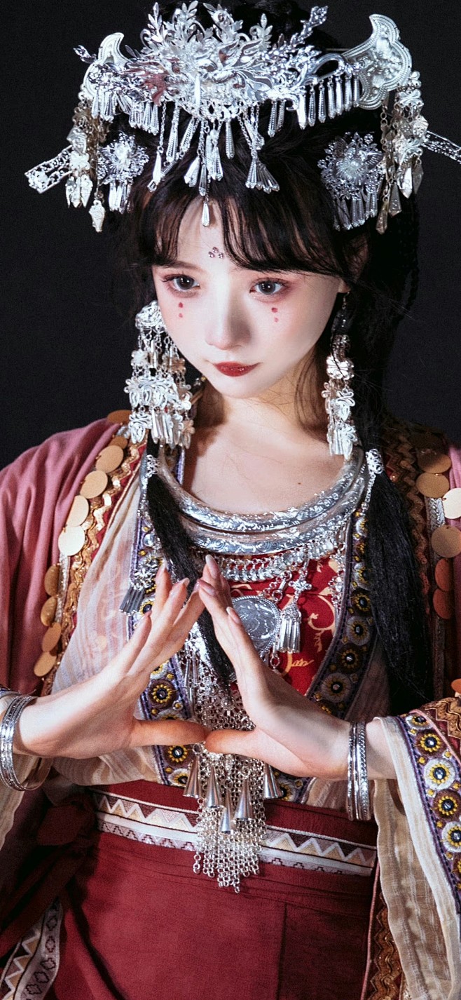 夷仙后裔
采集@别致的七
cr：界音