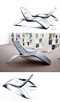 米兰设计周：福特设计的休闲椅、灯和手表