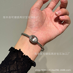 修修一只猫咪采集到各种手链