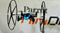 本次CES 2014展会上，无人机领域头羊厂商Parrot又祭出了新的“偷拍神器”——miniDrone。miniDrone内部配备了摄像头、陀螺仪、加速度计等传感器，通过低功耗蓝牙跟手机或者平板电脑连接后可以自由控制它进行各种灵活的飞行动作并进行拍摄，此外官方还为这架无人机配备了可以自由装卸的轮子，方便在各种地形着陆并确保不会因为碰壁而坠毁。