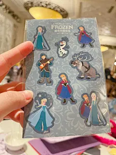 在港迪拿到了冰雪奇缘新贴纸 - 小红书