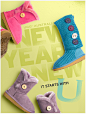 A New Year, A New "U" : In-store promotional posters for UGG Australia's new line of boots at Nordstrom.