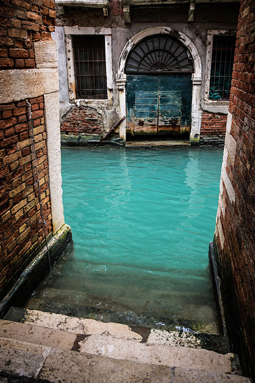 绿松石运河，威尼斯，意大利 