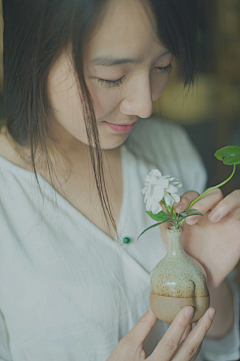 不烟不茗采集到一朵女子