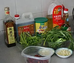 如何做清炒茼蒿的做法（素炒茼蒿）