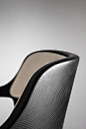 Small armchair - Walter - Molteni&C : Small armchair designed for a contemporary and convivial setting