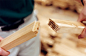 工业,伐木搬运业,摄影,Y50701,装饰物_a0079-000133_Hands Assembling Wooden Planks_创意图片_Getty Images China