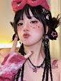 谁还不会这个甜酷妆造Y2K拍照姿势分享