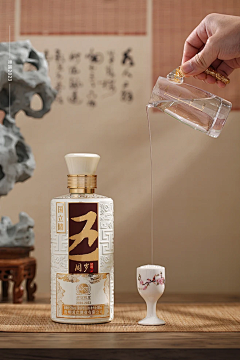 waknnmn~采集到白酒 各产品 宣传海报