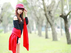 青春无敌美少女春初阳光外拍写真桌面壁纸桌面壁纸1