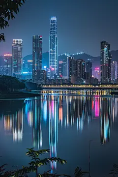 远处房地产销售中心大楼摄影图片