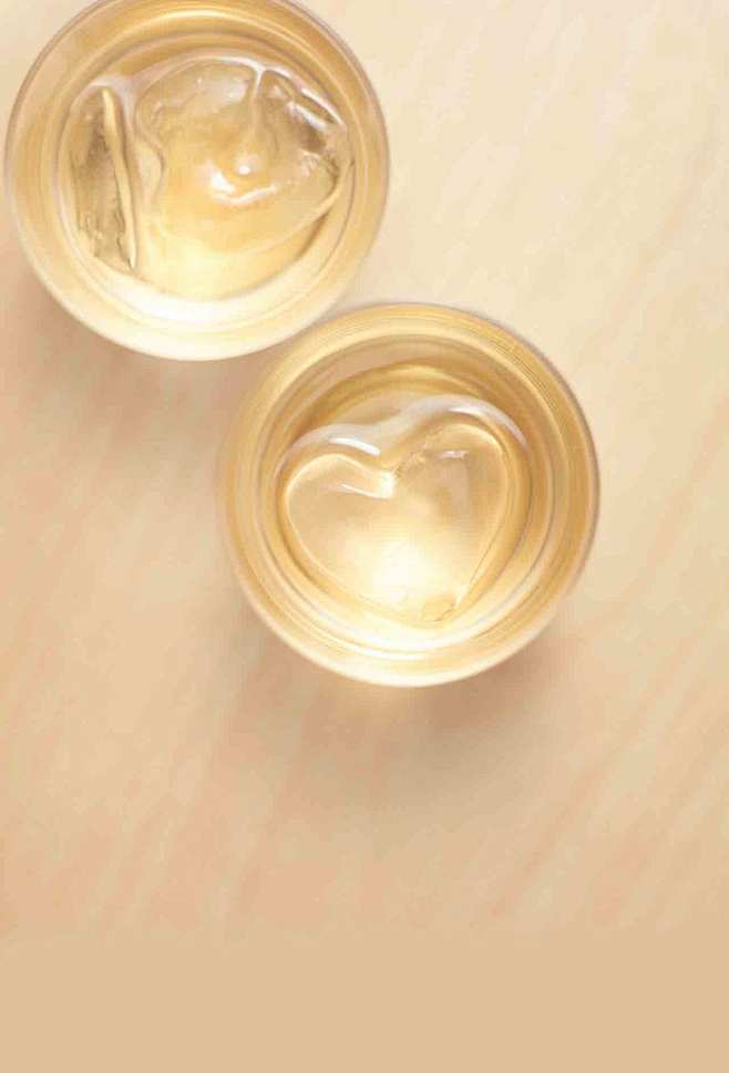 杏露酒 ひんやりあんず : 氷を入れたグ...