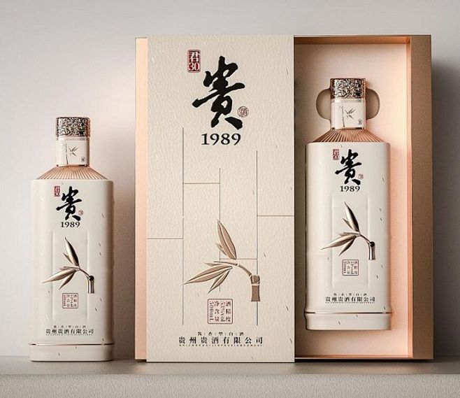 其中包括图片：