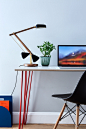 Herston台灯设计——自平衡，易于调节的台灯！
全球最好的设计，尽在普象网 pushthink.com