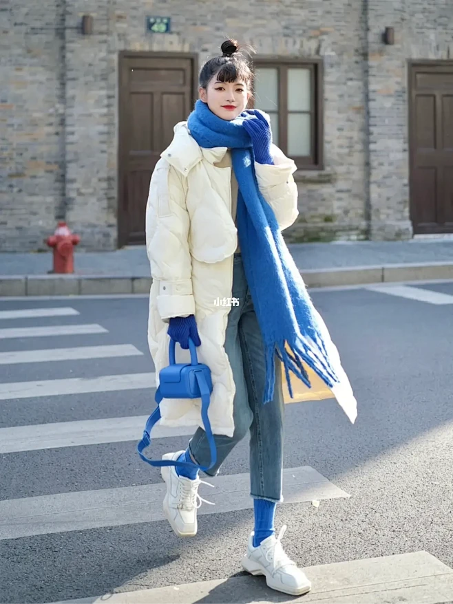 冬日千颂伊 韩系秋冬拼接针织棉轻薄羽绒服 Winter Cheon Song Yi Korean-Style Patchwork Knit Cotton Lightweight Down Jacket