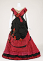 Vintage & Antique Gowns / evening dress 1870s