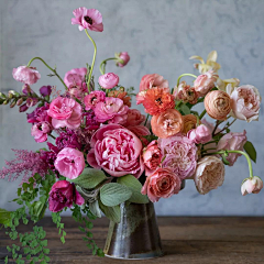 饶阿志=植物墙1花艺软装1花艺培训采集到鲜花花嗡