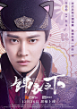 #锦衣之下# #锦衣之下超甜#
一位冷峻锦衣卫@任嘉伦Allen ，一个机灵小捕快袁今夏@谭松韵seven ，一场八分糖高甜的爱情“猫鼠游戏” ​​​​