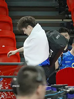 想看看大家都用哪张林高远当壁纸 - 小红书