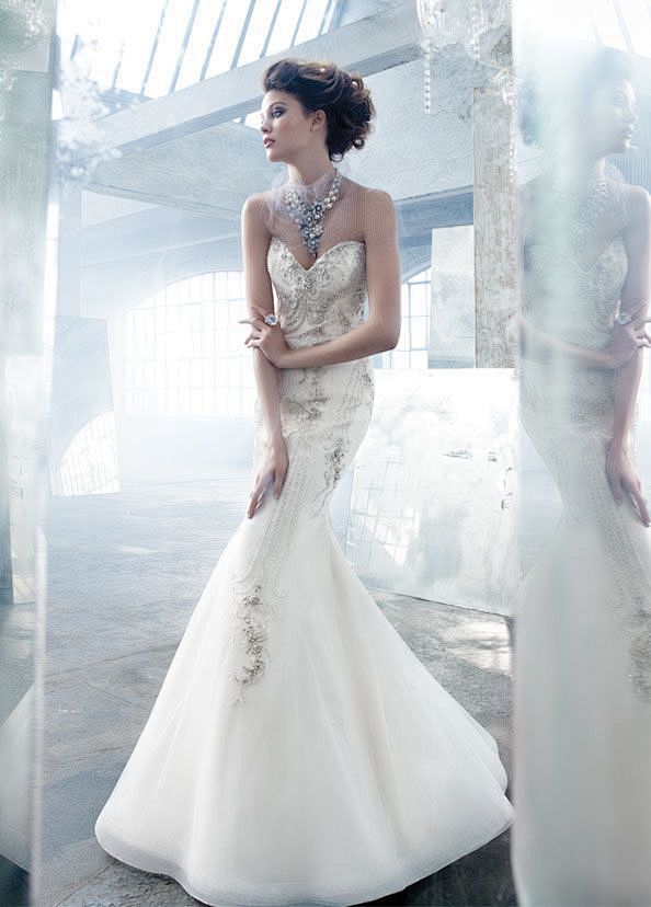 Lazaro Bridal