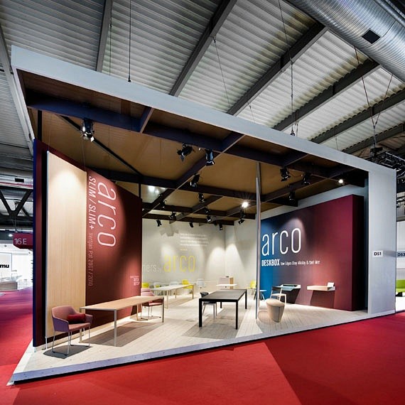 Arco Contemporary Fu...