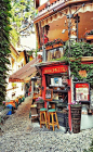 Beautiful streets of Lake Como! #Lakecomo #Lake #italy