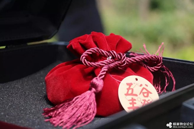 图解物业交房现场布置与服务亮点 - 物业...