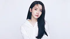 林允儿 长头发 白色衬衫美女4k电脑壁纸3840x2160