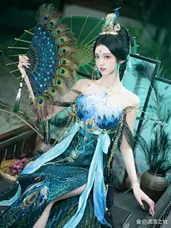 芳情雀艳若翠仙,飞凤玉凰下凡来...@遗落之城的动态