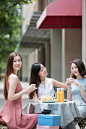 下午茶,三个人,女孩,闺蜜,社交聚会图片图片素材_ID:VCG211161747532