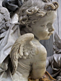 Cherub in St Peter's Basilica Vatican City | Angels