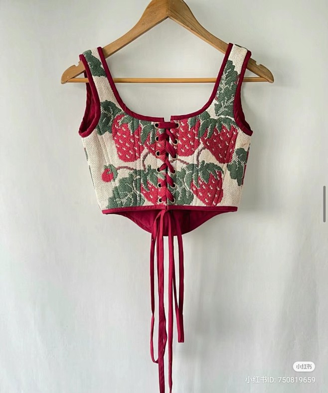 https://www.xiaohong...