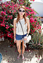 艾玛·罗伯茨 (Emma Roberts) 2016年柯契拉 (Coachella) 音乐节街拍