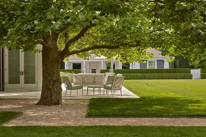 Family Retreat | Hol...