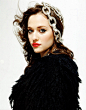 Kat Dennings.   Gorgeous make up.