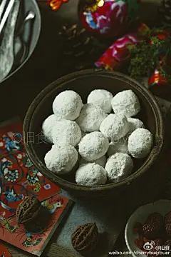 西安，回坊上的滚元宵。食古法老味，过传统节日。非手持拍摄，ISO100，1/4″，f3.5。 ​​​​