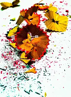 铅笔刀 铅笔 刨花 锐化 卷笔刀 学校 教育 蜡笔 纸