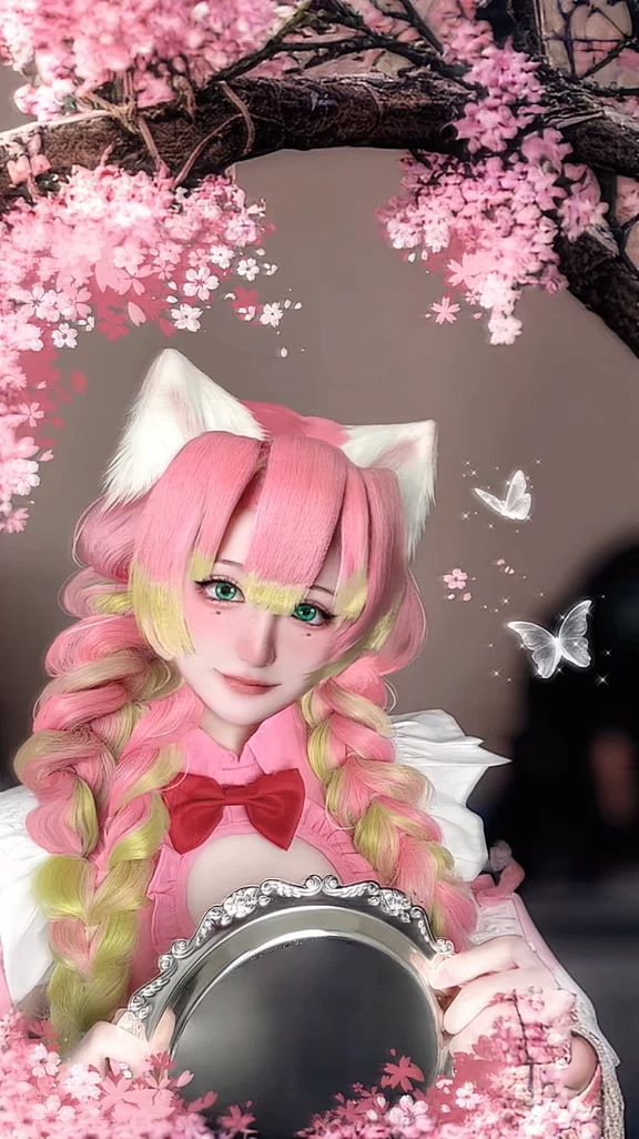 #甘露寺蜜璃cos #鬼灭之刃 @DOU+小助手 - 抖音-花瓣网