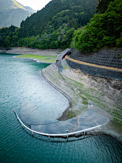 牛奶努力画采集到场景-废墟