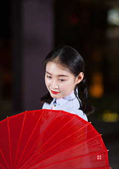 七角绿柱石采集到人像