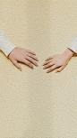 手