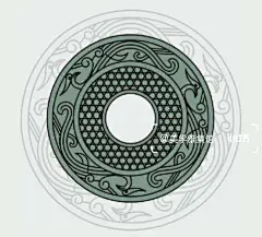 中式传统纹样(六十)【蒲纹】
蒲纹，顾名思义，即仿照蒲席样式的纹样，是一种玉器上的纹饰。席与人们的日常生活密切相关，蒲纹的应用表达了人们对安居乐业的向往。

将一组平行线条（0°）分别旋转120°和240°得到三组平行线。将这三组平行线均匀地交叉组织在一起，分割出规整排列且密集匀称的正六边形群，这种正六边形群近似蜂房。

蒲纹始见于战国，兴于汉代。蒲纹是汉代经典的玉璧纹样之一。