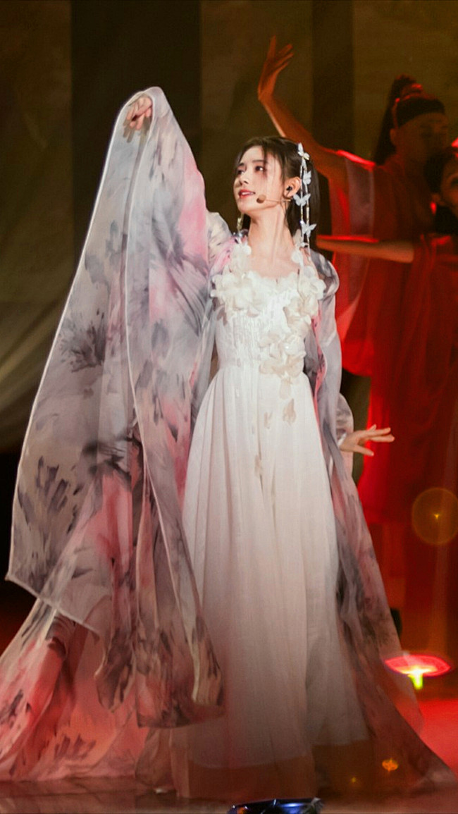 国风美少年鞠婧祎