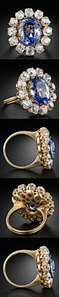 Victorian 10.00 Carat Sapphire and Diamond Ring，维多利亚10.00克拉的蓝宝石和周围镶嵌12粒共计5克拉钻石戒指。售价24.75万人民币。 - 图喜欢 image.cn@北坤人素材