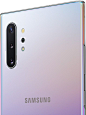 从前面看到的Galaxy Note10+ 5G的上半部分，显示了前置摄像头的中心位置，旁边是从背面看到的Galaxy Note10+ 5G上半部分，显示出四个摄像头。