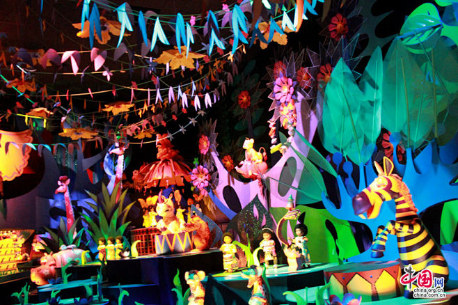 香港迪士尼乐园 穿越神奇梦幻的小小世界