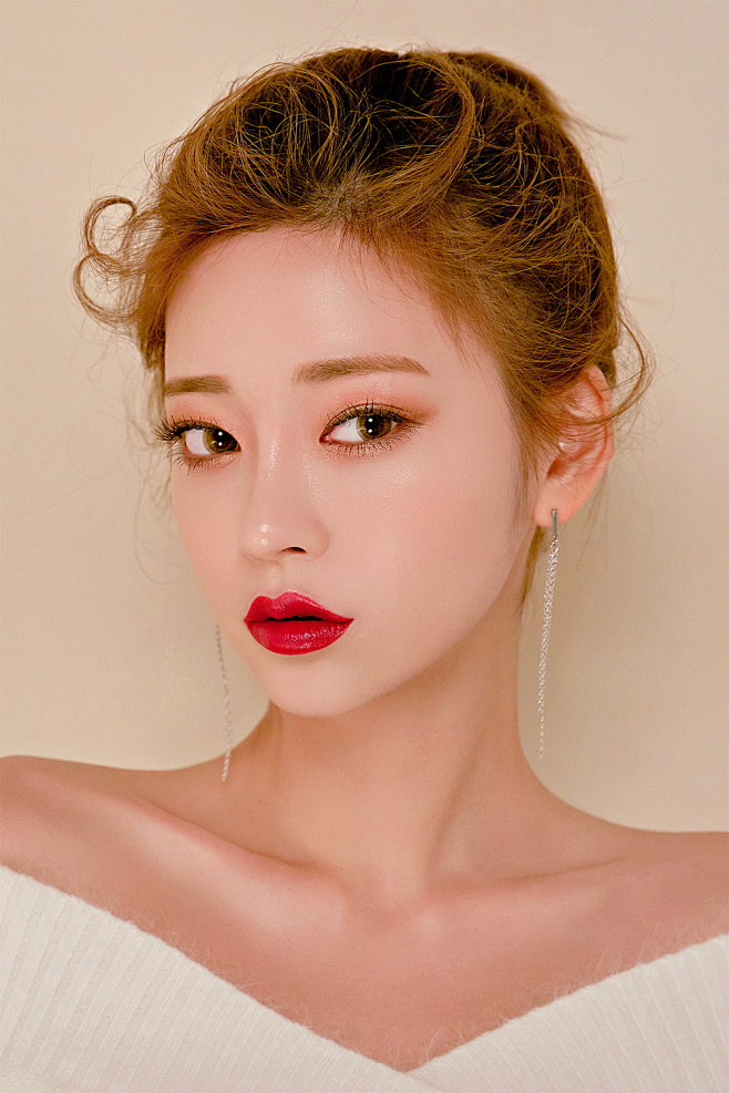 韩国模特  彩妆模特