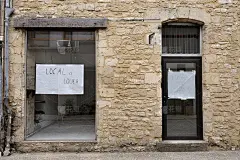 小店出租于小村