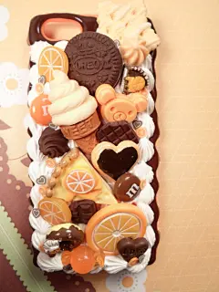 【可爱卡通角色与形象设计图集下载】表情包动画形象可爱人物设计